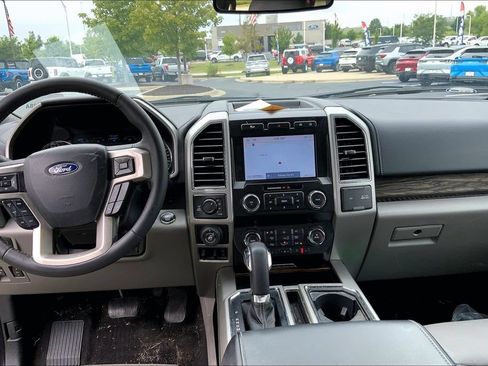 Used 2020 Ford F150 Lariat AWD/4WD image 9