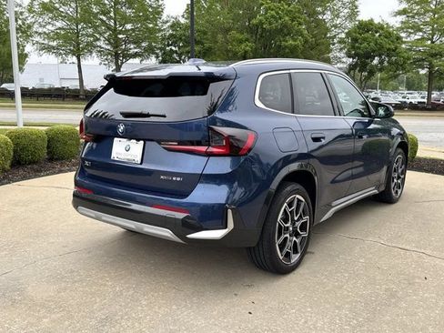 Certified 2025 BMW X1 xDrive28i AWD/4WD image 5