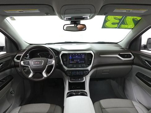 Used 2023 GMC Acadia SLT AWD/4WD image 7