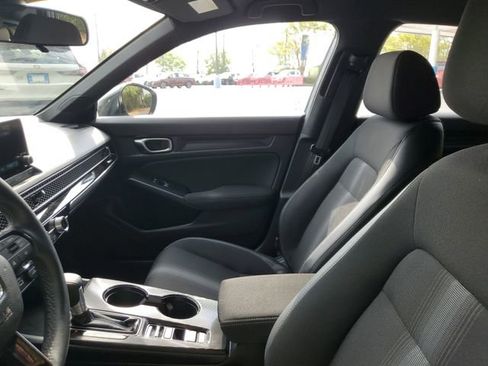 Used 2024 Honda Civic Sport image 17