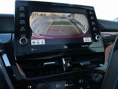 Used 2023 Toyota Camry XSE image 4