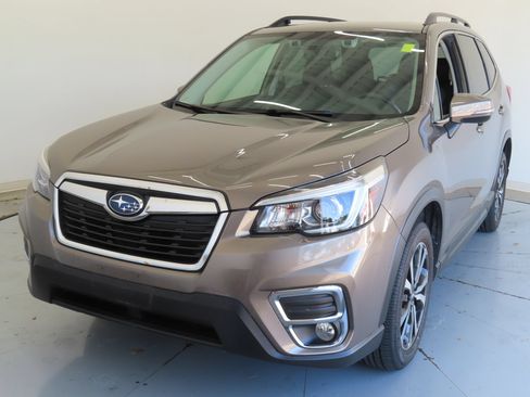 Used 2020 Subaru Forester Limited w/ Popular Package #3 AWD/4WD image 8