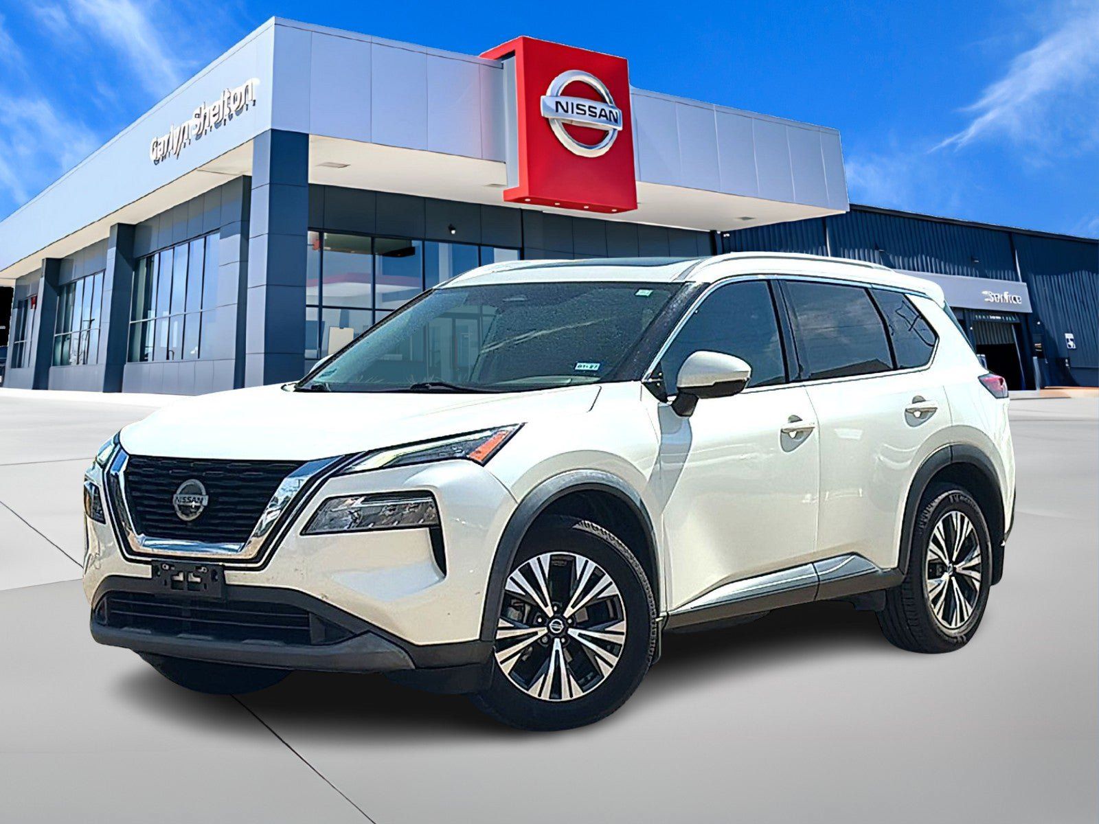 Used 2021 Nissan Rogue SV w/ Premium Package FWD image 1