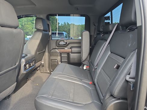 Used 2022 GMC Sierra 3500 Denali AWD/4WD image 13