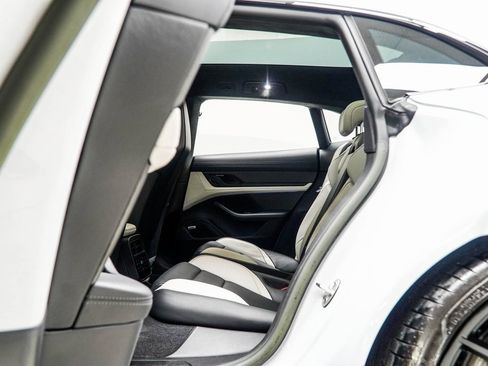 Used 2023 Porsche Taycan GTS w/ Premium Package image 43