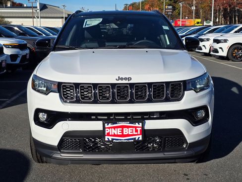 New 2026 Jeep Compass Limited w/ Limited Altitude Pack image 7