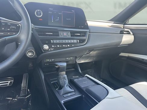 Used 2022 Lexus ES 350 F Sport image 17