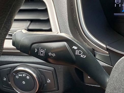 Used 2019 Ford Fusion SE image 22