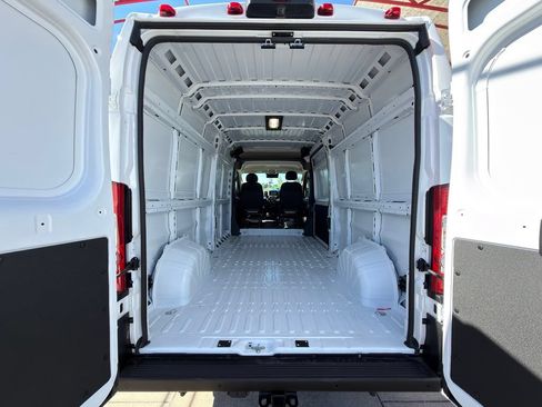 New 2026 RAM ProMaster 3500 FWD image 26