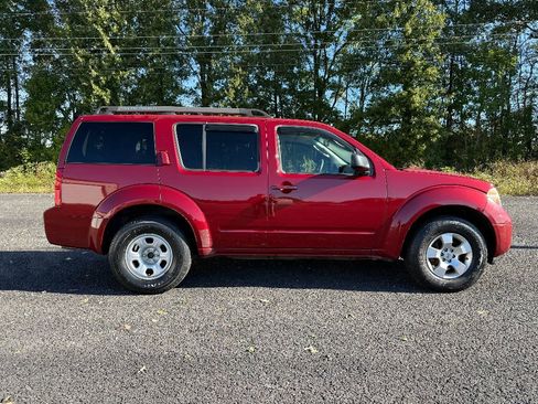 Used 2006 Nissan Pathfinder S image 11