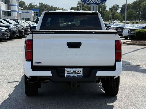 Used 2026 Toyota Tacoma SR5 RWD image 3