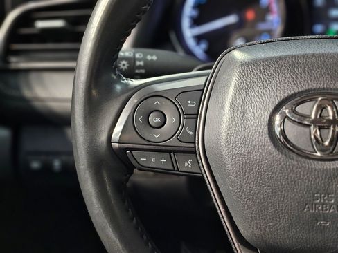Used 2024 Toyota Camry SE image 26