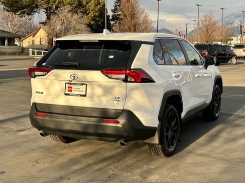 Certified 2023 Toyota RAV4 LE image 5