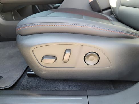 New 2026 Chevrolet Equinox EV RS image 24