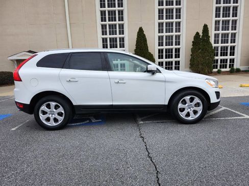 Used 2013 Volvo XC60 3.2 image 18