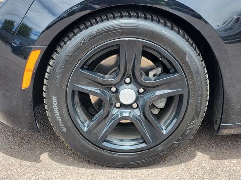 Used 2022 Chevrolet Camaro LT RWD image 10