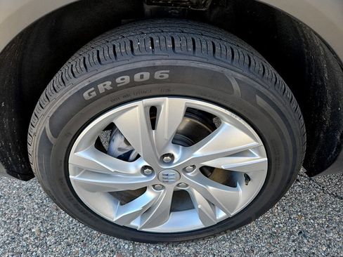 Used 2025 Buick Encore GX Preferred image 36