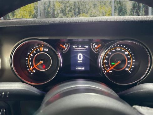 Used 2019 Jeep Wrangler Unlimited Sport S AWD/4WD image 17