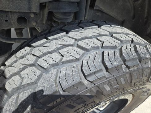 Used 2018 Jeep Wrangler Unlimited Rubicon AWD/4WD image 11