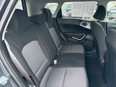 Used 2023 Kia Soul LX w/ Option Group 015 image 38