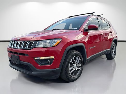 Used 2018 Jeep Compass Latitude w/ Popular Equipment Group image 7