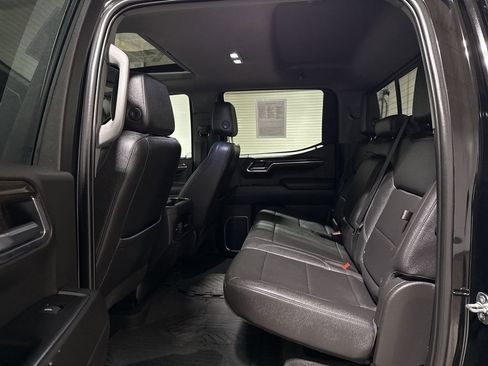 Used 2022 Chevrolet Silverado 1500 LT Trail Boss w/ LT Trail Boss Premium Package image 24