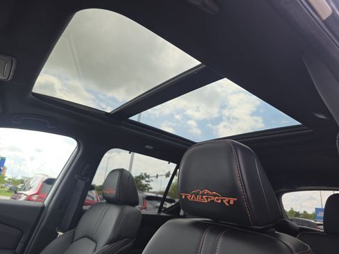 Certified 2026 Honda Pilot TrailSport image 3