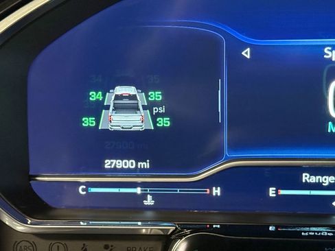 Used 2023 Chevrolet Silverado 1500 LT image 76