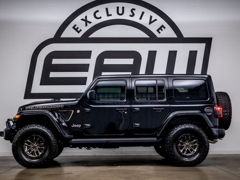 Used 2024 Jeep Wrangler Unlimited Rubicon 392 AWD/4WD image 6