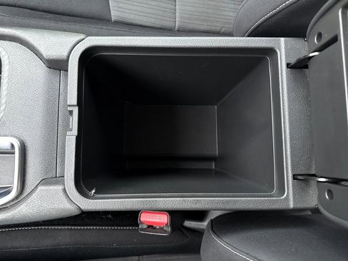 Used 2021 Nissan Sentra SV w/ Trunk Package image 28