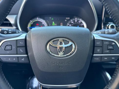 Used 2022 Toyota Highlander Platinum AWD/4WD image 15