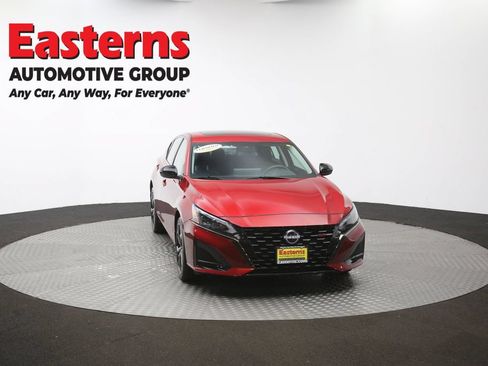 Used 2023 Nissan Altima 2.5 SR w/ SR Premium Package AWD/4WD image 52