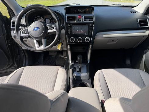 Used 2018 Subaru Forester 2.5i Premium w/ All-Weather Package AWD/4WD image 11