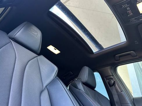 Used 2020 Lexus UX 200 F Sport w/ F Sport Premium Package FWD image 20