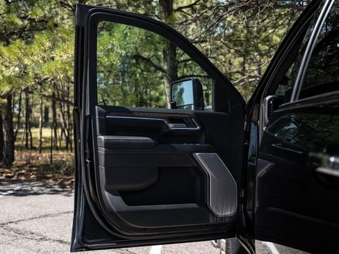 Used 2024 Chevrolet Silverado 3500 High Country w/ High Country Premium Package AWD/4WD image 16