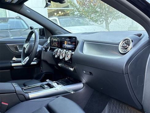 Certified 2025 Mercedes-Benz GLA 250 image 21