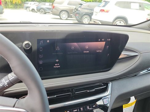 New 2025 Buick Envista Avenir image 21