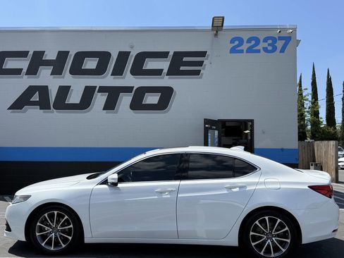 Used 2017 Acura TLX V6 w/ Technology Package FWD image 23