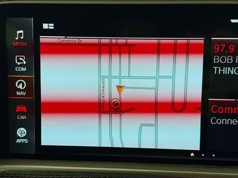 Used 2023 BMW X6 xDrive40i w/ Executive Package image 13