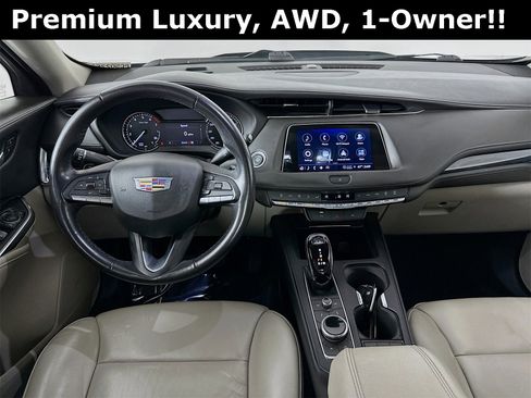 Used 2023 Cadillac XT4 Premium Luxury image 22