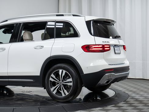 New 2026 Mercedes-Benz GLB 250 4MATIC image 29