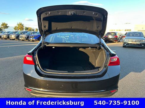 Used 2023 Chevrolet Malibu LT image 35