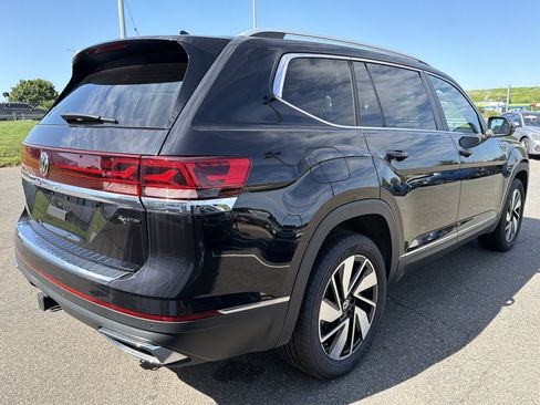 Certified 2024 Volkswagen Atlas SEL AWD/4WD image 4