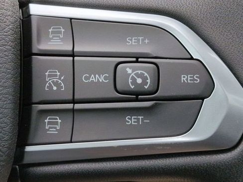 New 2026 Jeep Compass Trailhawk w/ Sun, Sound & Navigation Group AWD/4WD image 21