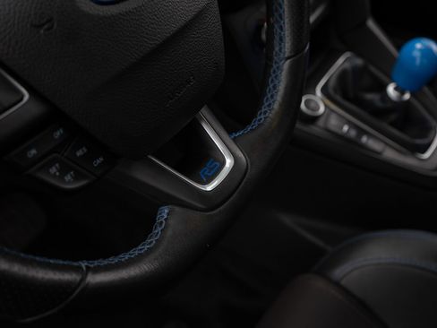 Used 2016 Ford Focus RS image 26