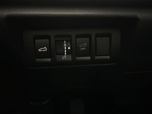 Used 2020 Subaru Outback Touring w/ Popular Package #2 image 14