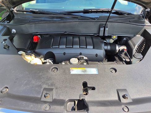 Used 2016 GMC Acadia SLE FWD image 50