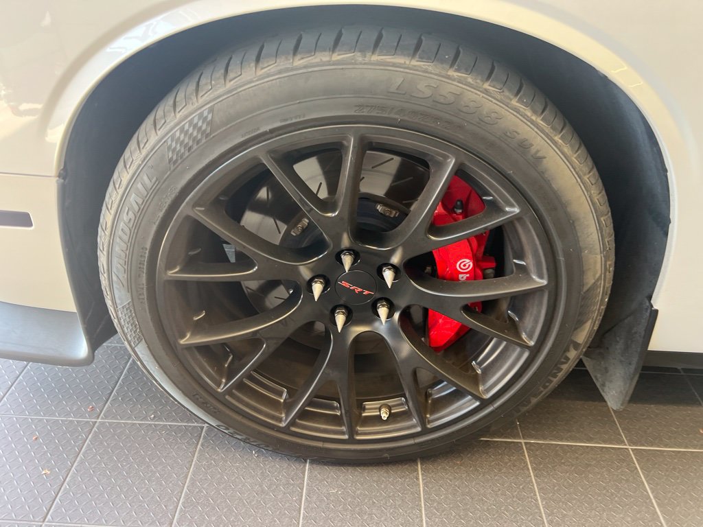 Used 2016 Dodge Challenger SRT Hellcat RWD image 21