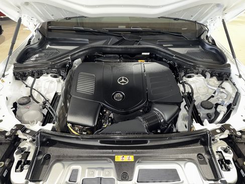 Used 2026 Mercedes-Benz GLC 300 image 34