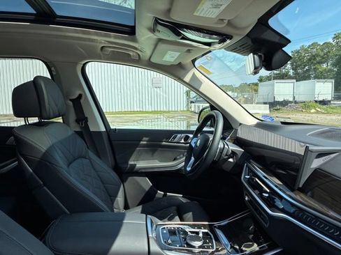 Used 2024 BMW X7 xDrive40i AWD/4WD image 24